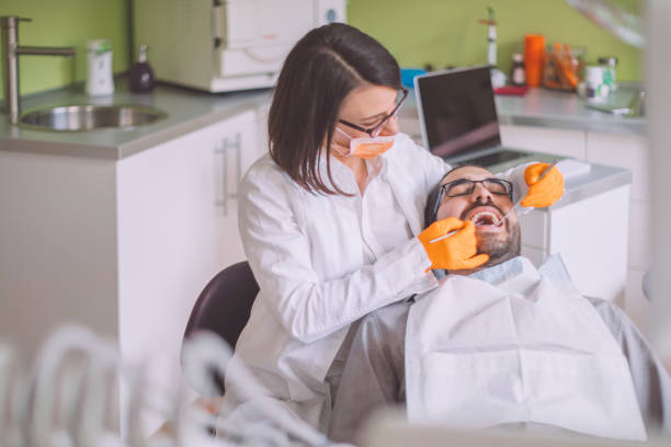 Best Emergency Treatment for Toothache in Watervliet, MI